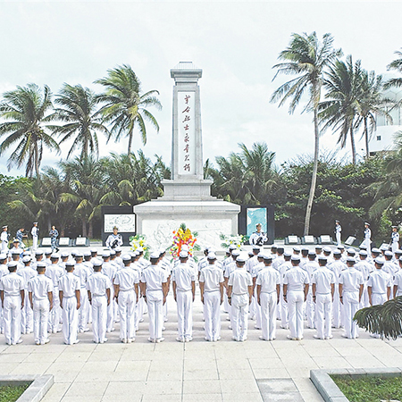 清明節(jié)，全軍官兵通過多種形式祭奠緬懷革命先烈