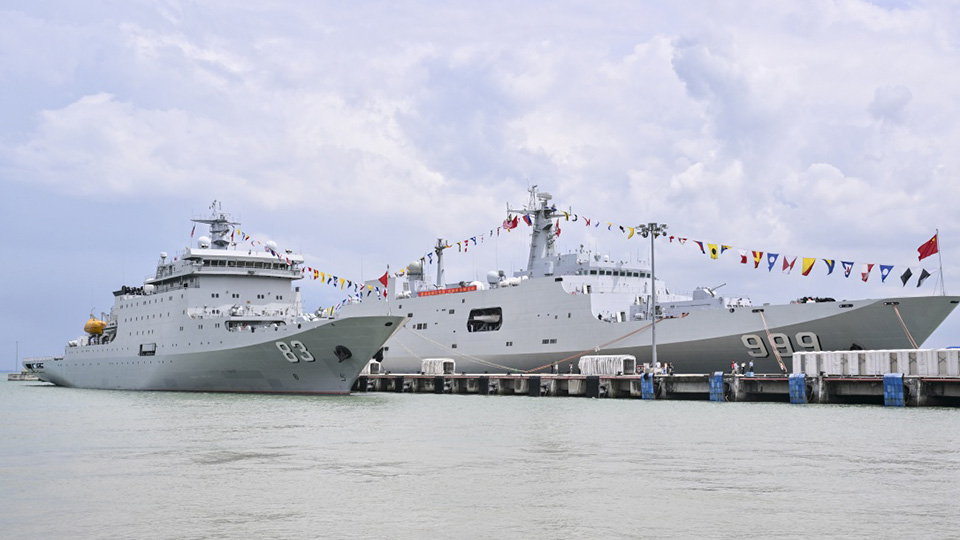 中國海軍戚繼光艦、井岡山艦訪問馬來西亞